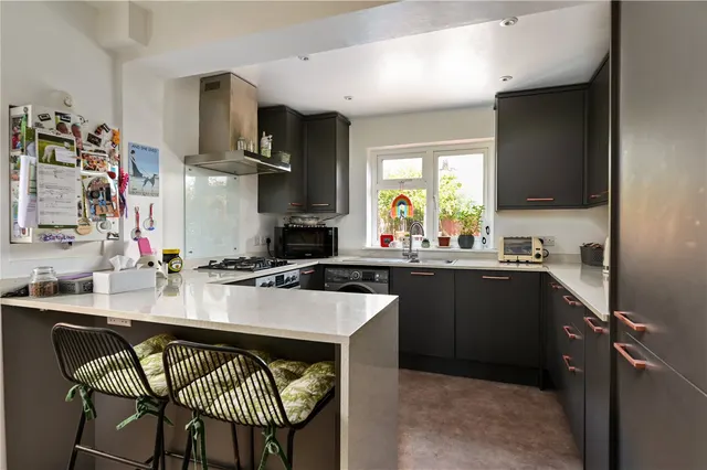 Photo 2 — Kings Avenue, Tongham, Farnham, Surrey, GU10 1AU