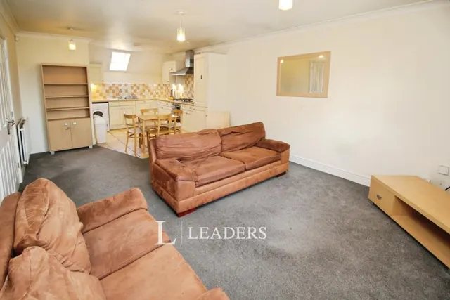 Woodall Close, Middleton, MK10, photo 3