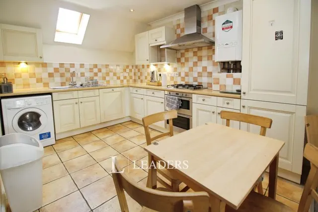 Woodall Close, Middleton, MK10, photo 2