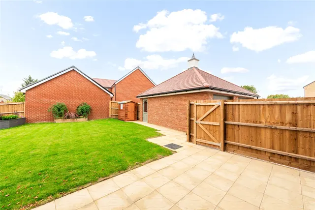 Ickwell Road, Upper Caldecote, SG18, photo 3