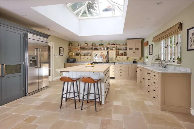 Photo 2 — Birdingbury, Rugby, Warwickshire, CV23 8EW