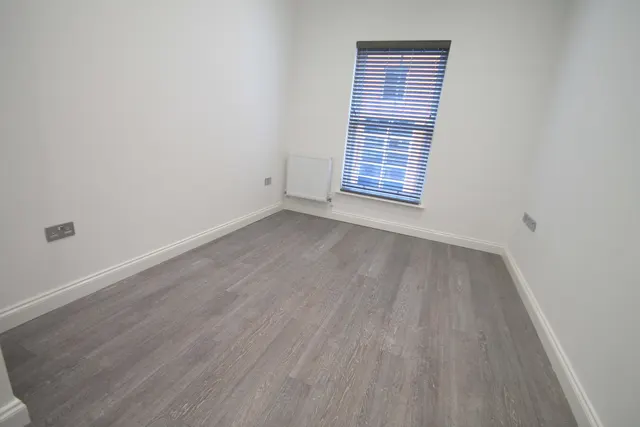 Hatters Court, Luton, LU1, photo 1