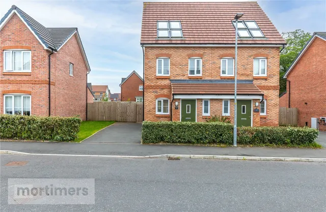 George Dewhurst Way, Blackburn, BB2, photo 1