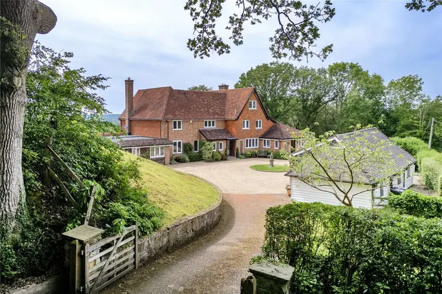 Stonehurst Lane, Five Ashes, TN20, photo 2