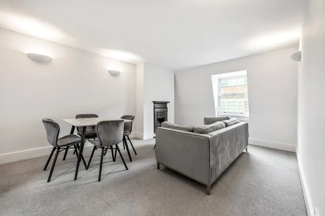 Gower Mews, Bloomsbury, WC1E, photo 2