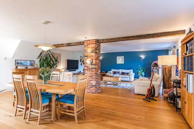 Idyllic Barn Conversion in Worstead, photo 3