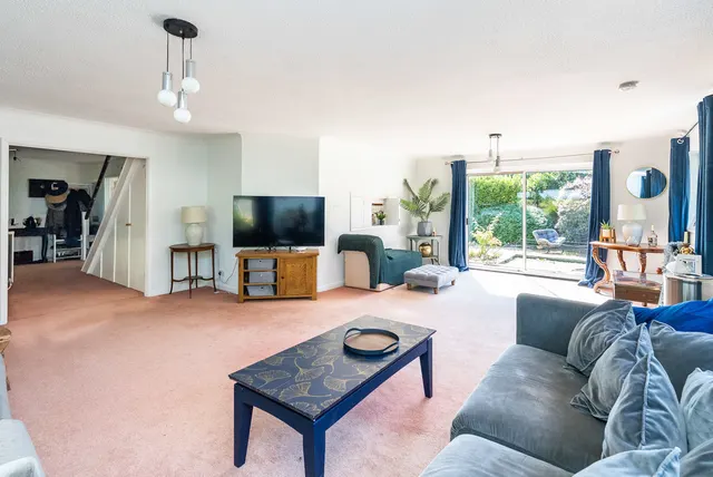 Chichester Road, Dorking, RH4, photo 2