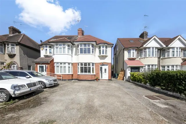 Hall Lane, London, NW4, photo 2