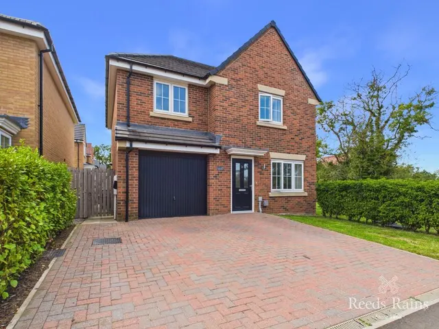 Whinfell Drive, Normanby, North Yorkshire, TS6, photo 1