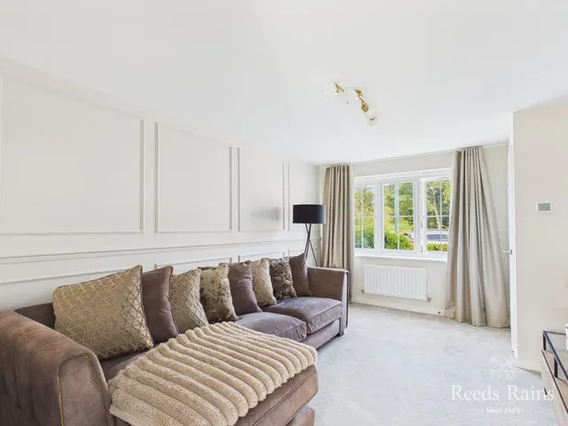 Photo 3 — Whinfell Drive, Normanby, North Yorkshire, TS6