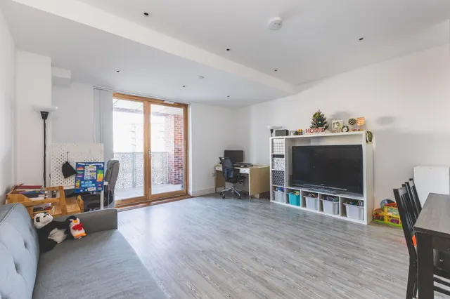 Nest Way, London, SE2, photo 2
