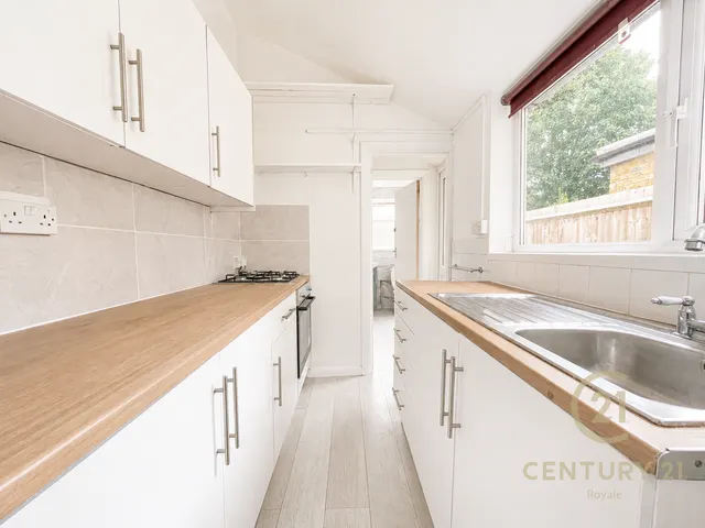 Bearfield Road, Kingston upon Thames, KT2, photo 3