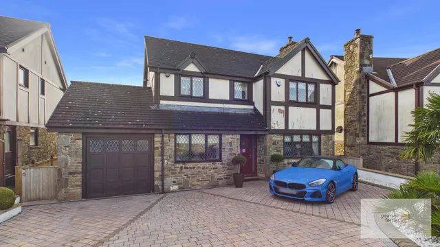 Heycrofts View, Edenfield, BL0, photo 2
