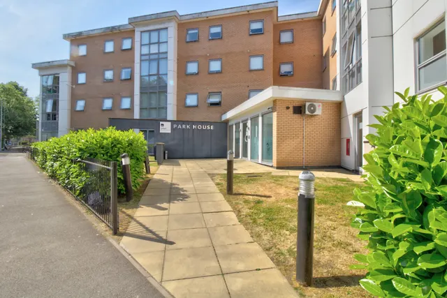 Park Street, Luton, LU1, photo 1