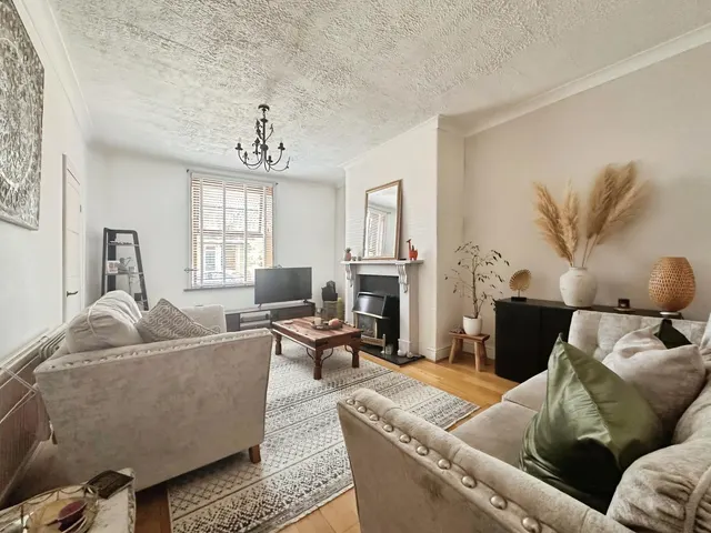Rodley Lane, Leeds, LS13, photo 3