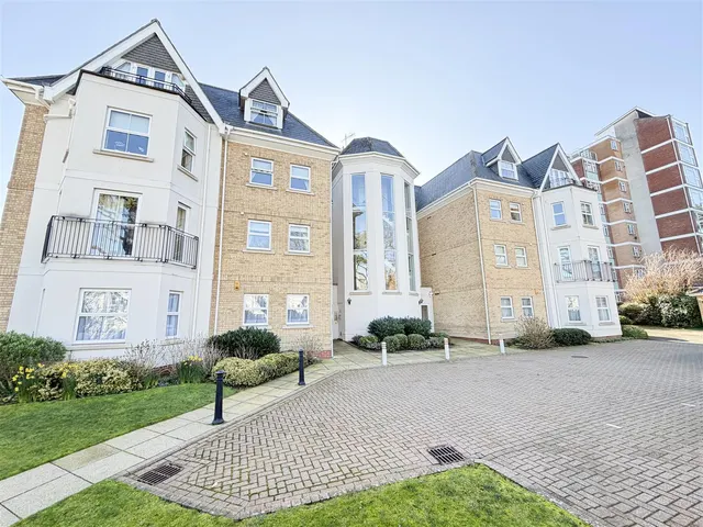 13-15 The Goffs, Eastbourne, BN21 1HJ, photo 1