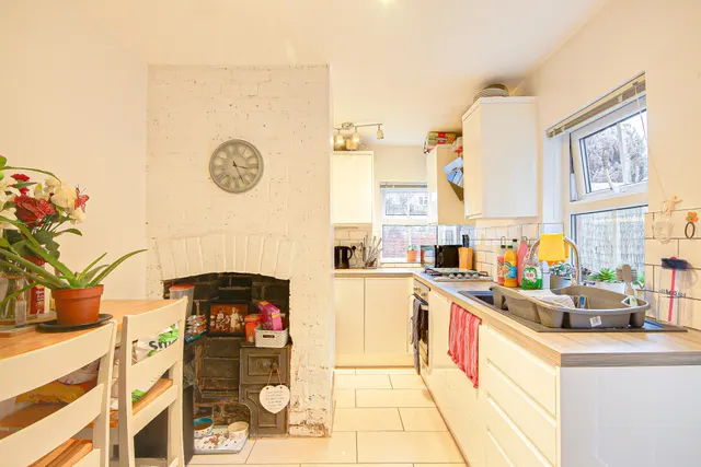 Photo 2 — Swan Road, Kingsholm, Gloucester, GL1