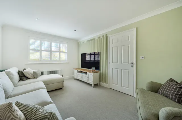 Photo 3 — Damson Drive, Mortimer, Reading, Berkshire, RG7 3WZ