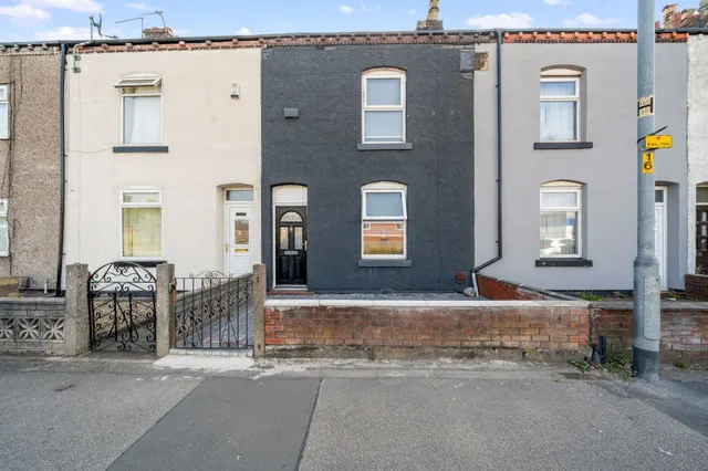 Leigh Road, Leigh, Leigh, WN7 1SL, photo 1