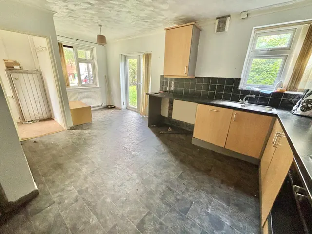 Duxbury Drive, Bury, BL9, photo 2