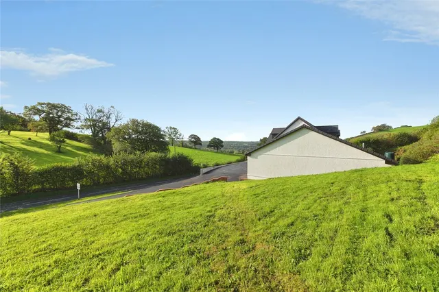 Nantgaredig, Carmarthen, SA32, photo 2