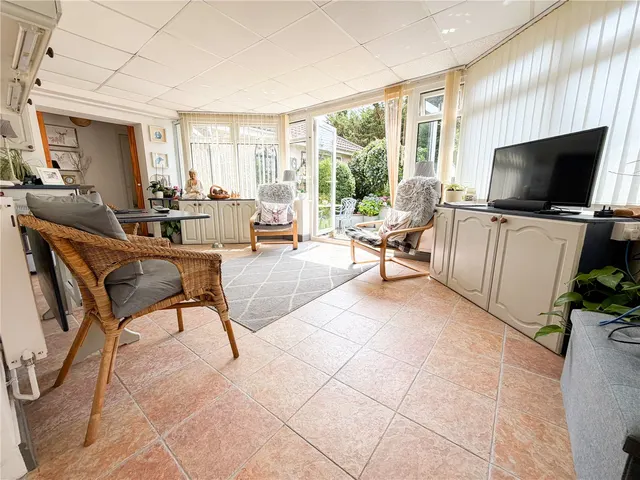 Manor Close, TA9, photo 2