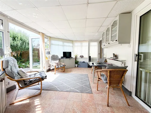 Manor Close, TA9, photo 3