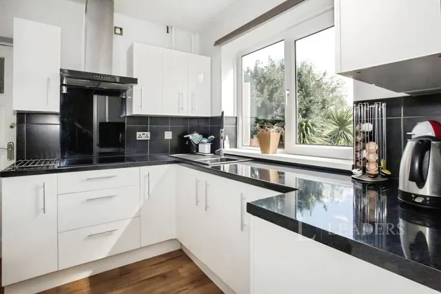 Trumpington Drive, St. Albans, AL1, photo 3