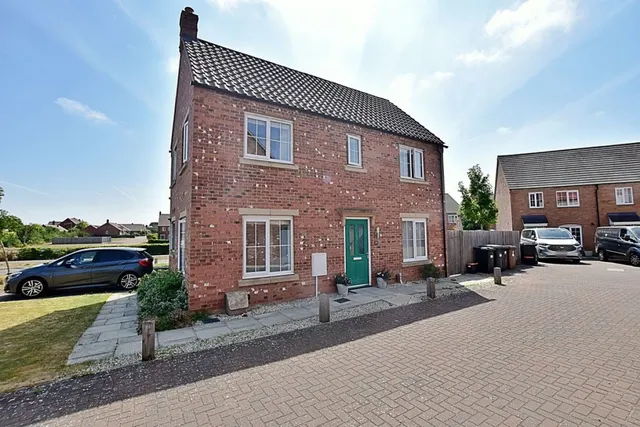 Kirk Road, Branston, photo 3