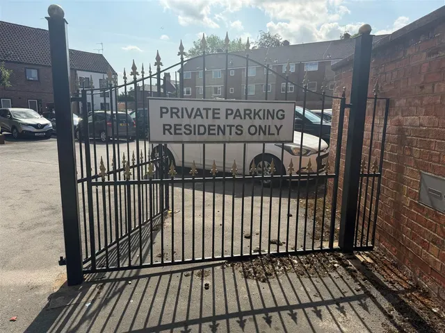 Photo 2 — Elm Tree Court, Cottingham