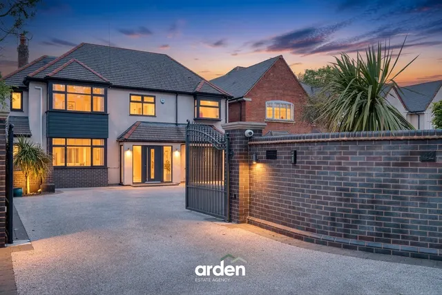 Fulford Hall Road, Tidbury Green, B90, photo 1