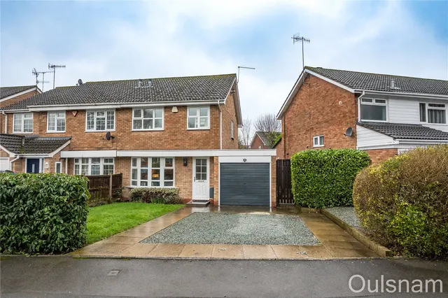 Carnforth Road, Bromsgrove, Worcestershire, B60 2HS, photo 1