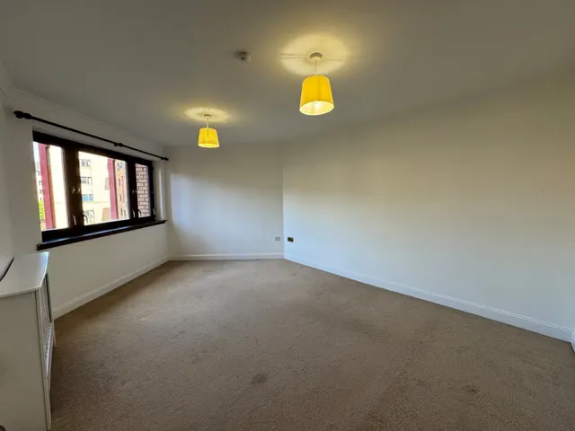 Parsonage Square, Glasgow, G4, photo 2