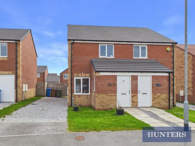 Guildford Crescent, Bridlington, photo 1