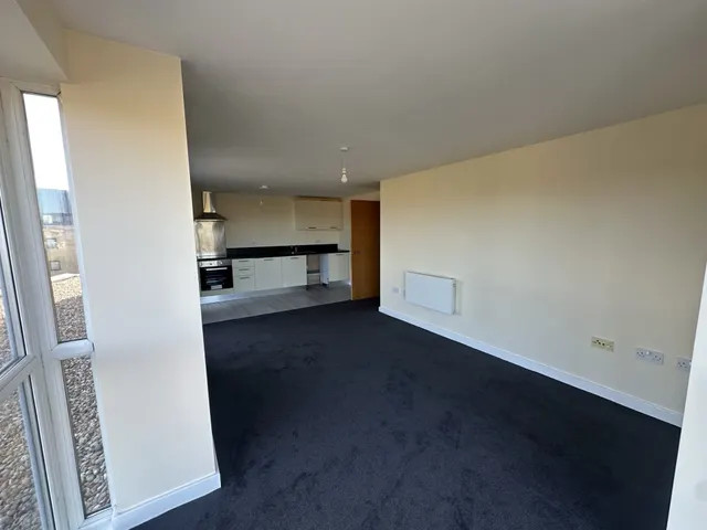 Stewartby Avenue, PE7, photo 2