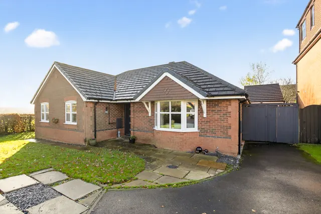 Cross Keys Drive, Whittle-Le-Woods, Chorley, photo 1