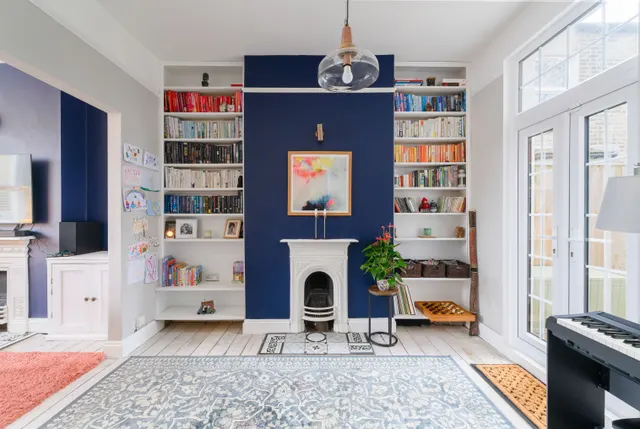 Photo 3 — Brightfield Road, London, SE12