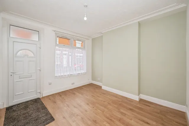 Farm Street, Derby, DE22, photo 2