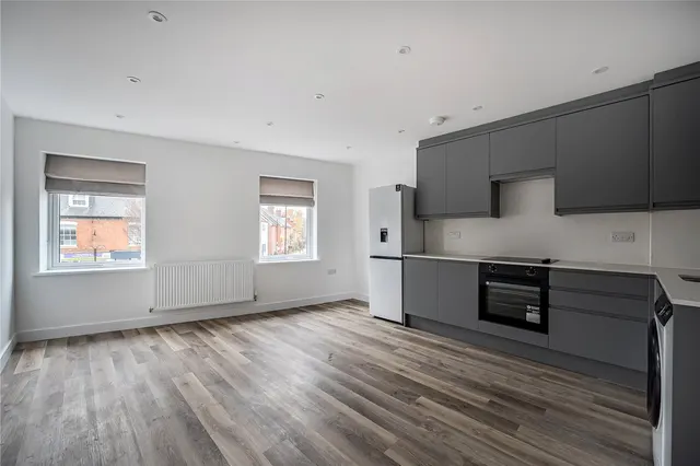 Lower Broadmoor Road, Crowthorne, RG45, photo 2