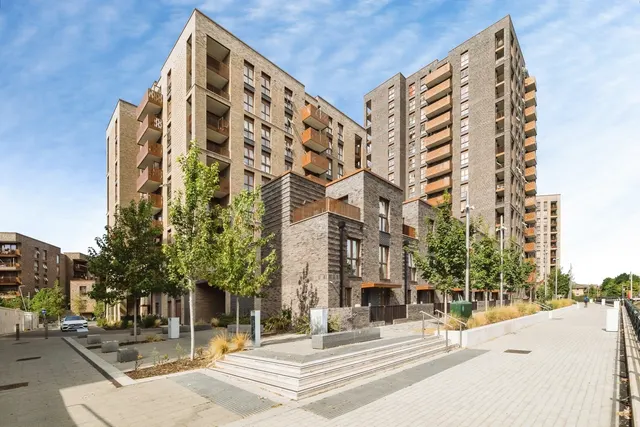 Fresh Wharf Road, Barking, Essex, IG11, photo 1