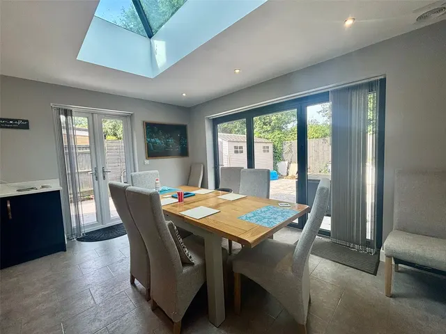 Photo 3 — Oakwood, Church Crookham, Fleet, Hampshire, GU52 8BY