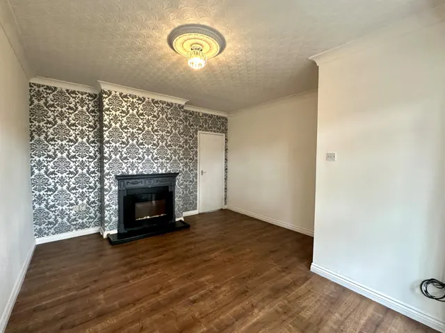 Photo 3 — Central Drive, Bloxwich, Walsall, WS3