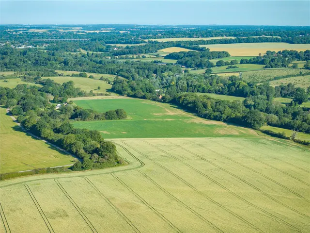 Warrengate Farm, Panshanger, AL6, photo 3