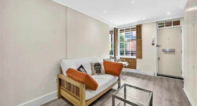 Photo 2 — Martlett Court Covent Garden ,WC2B