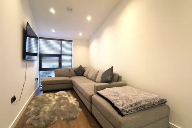 Avonmouth Road, Avonmouth, BS11, photo 3