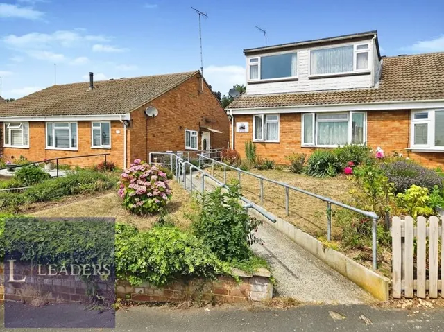 Nether Court, Halstead, CO9, photo 1