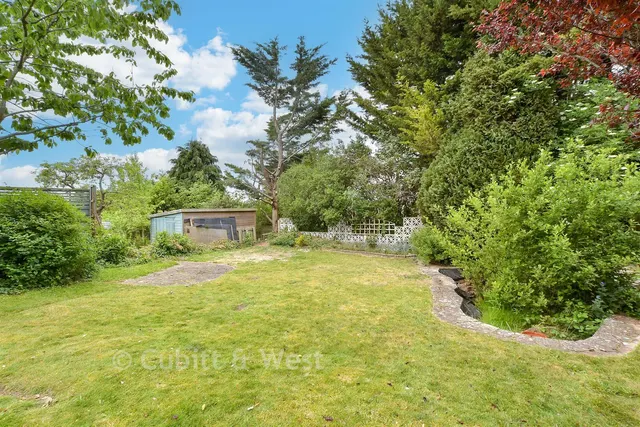 Greenfield Crescent, Patcham, BN1, photo 1