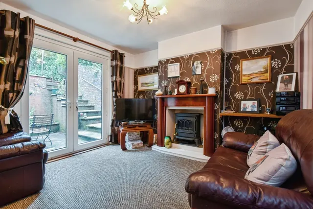 Ynys Y Mond Road, Glais, SA7, photo 2