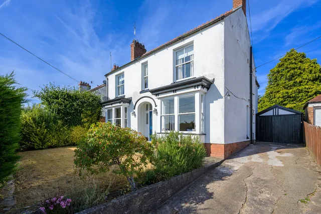 Brook Road, Whitchurch, photo 1