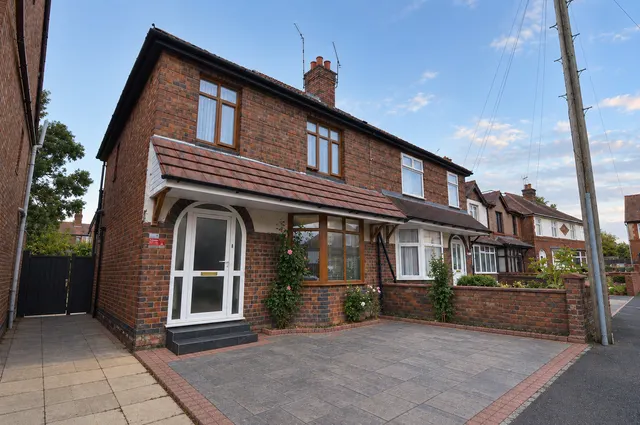 Chandos Street, Nuneaton, CV11, photo 1